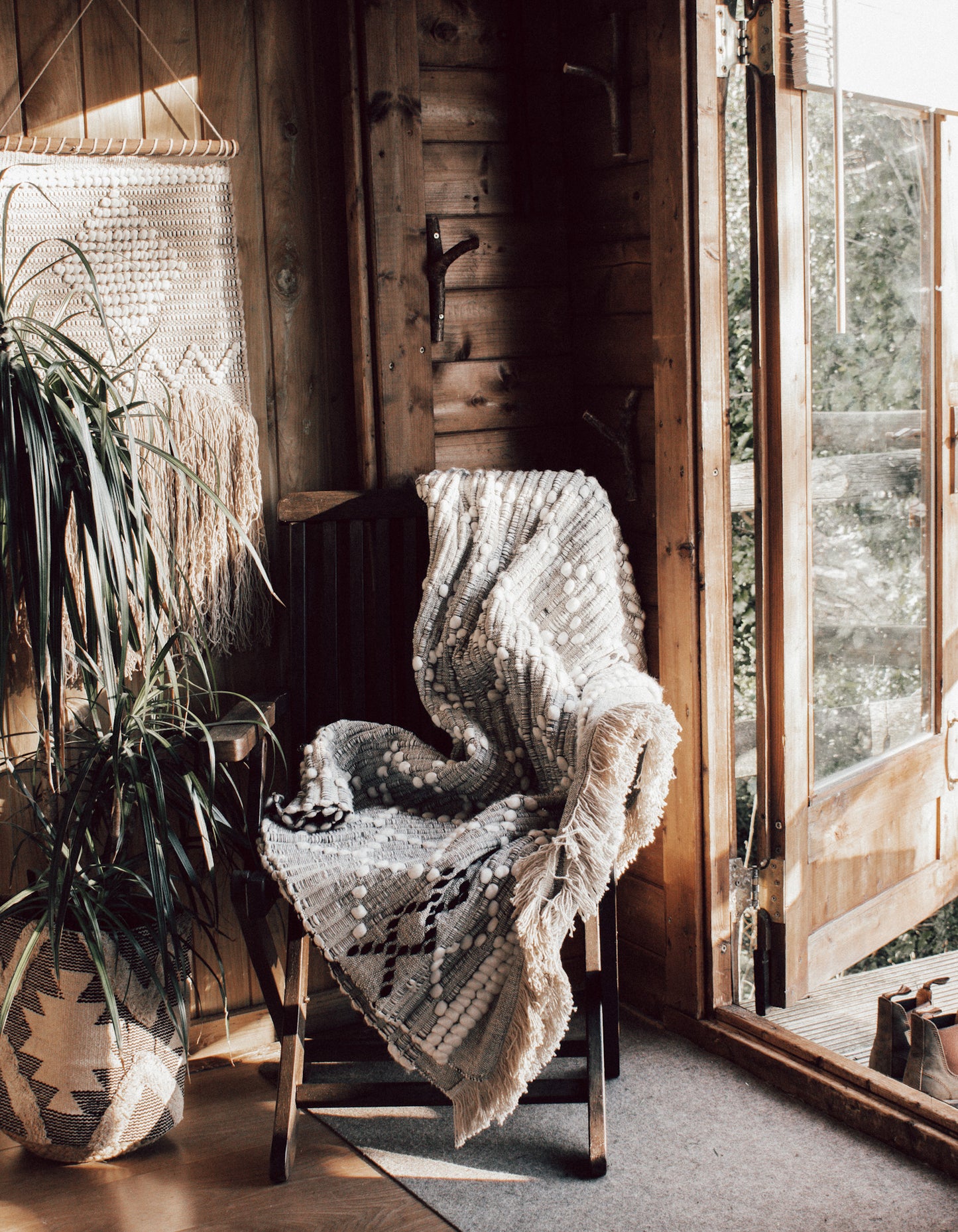 'The Shore Lark' Grey Textured Throw